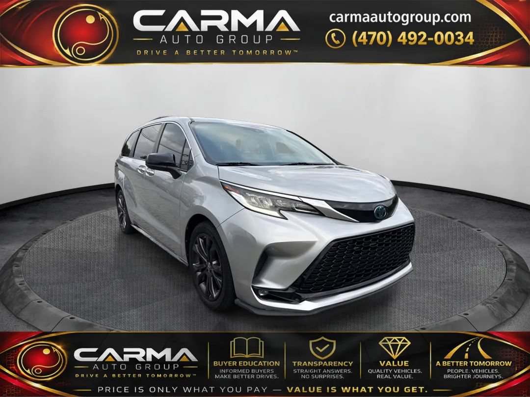 Used 2022 Toyota Sienna XSE FWD image 7