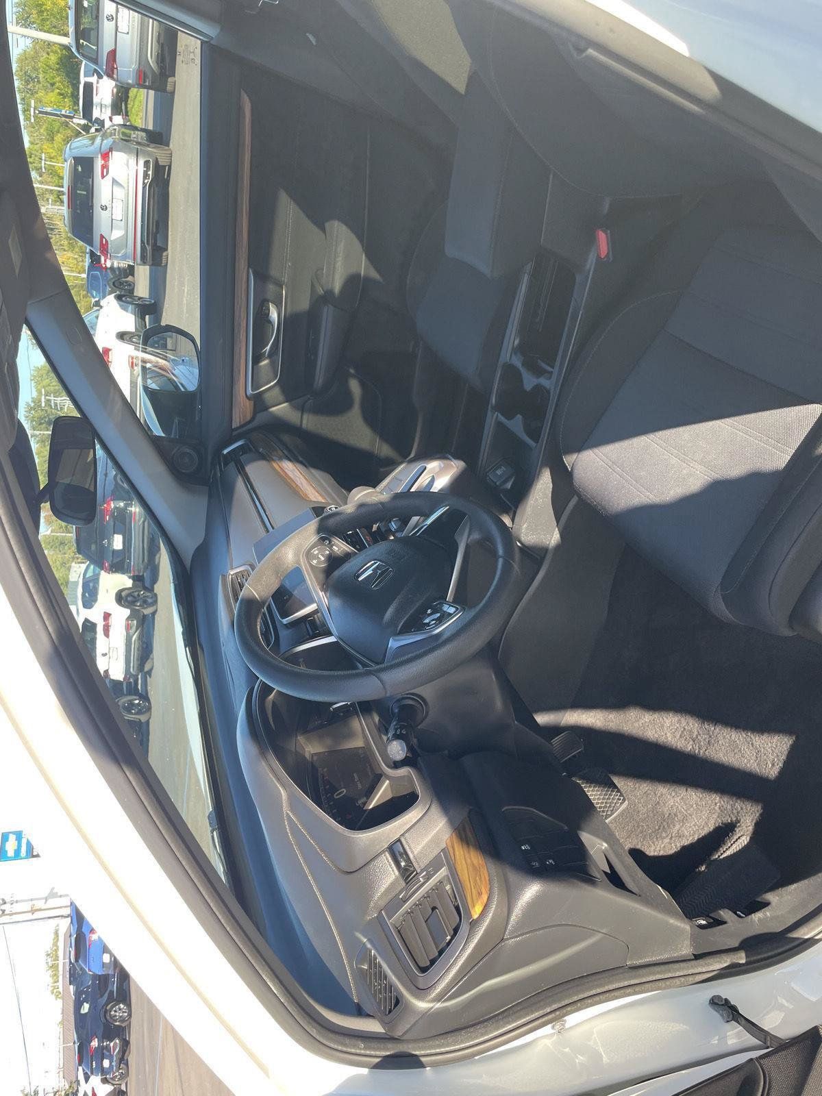Used 2017 Honda CR-V EX image 12