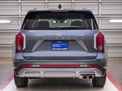 Certified 2025 Hyundai Palisade SEL FWD image 7