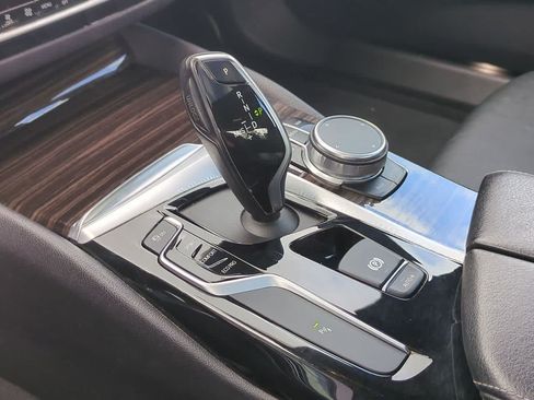 Used 2019 BMW 540i xDrive w/ Convenience Package AWD/4WD image 32