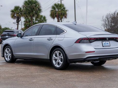 Certified 2025 Honda Accord LX image 4