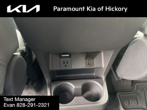 Used 2021 Toyota Sienna Limited FWD image 15