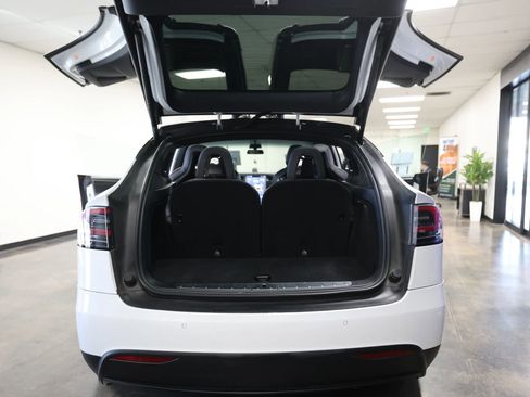 Used 2016 Tesla Model X Performance image 48
