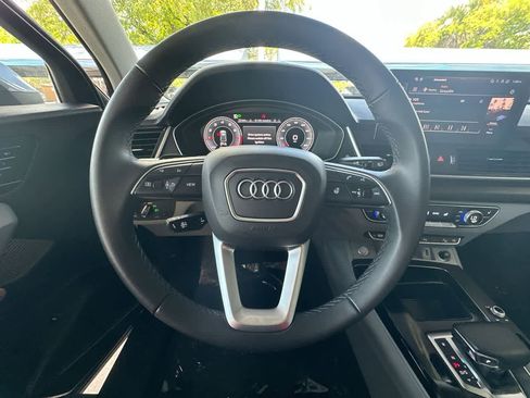 Used 2025 Audi Q5 2.0T Premium Plus w/ Premium Plus Package AWD/4WD image 15