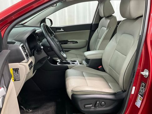 Used 2022 Kia Sportage EX w/ EX Technology Package image 21