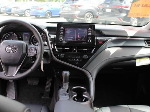 Certified 2024 Toyota Camry SE FWD image 27