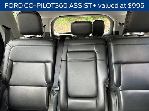 Used 2023 Ford Explorer XLT w/ Equipment Group 202A AWD/4WD image 8