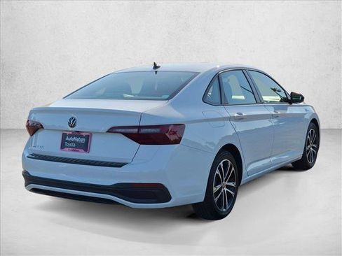 Used 2023 Volkswagen Jetta Sport FWD image 5