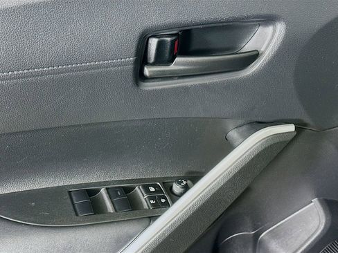 Used 2023 Toyota Corolla Cross LE w/ Moonroof Package AWD/4WD image 20