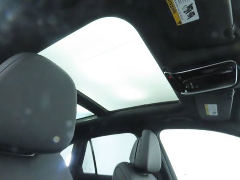 Certified 2025 Mercedes-Benz GLC 300 image 18