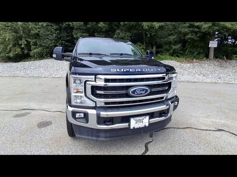Used 2021 Ford F250 Lariat w/ Lariat Value Package AWD/4WD image 3