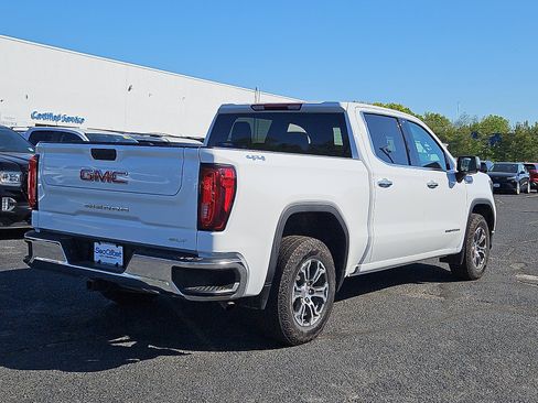 Certified 2025 GMC Sierra 1500 SLT AWD/4WD image 6