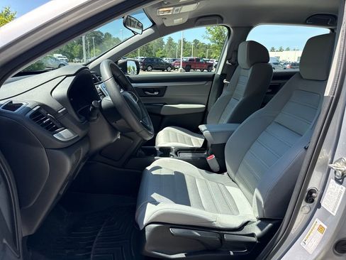 Used 2018 Honda CR-V LX image 12