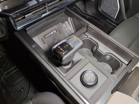 New 2026 GMC Hummer EV 4x4 Crew Cab image 19