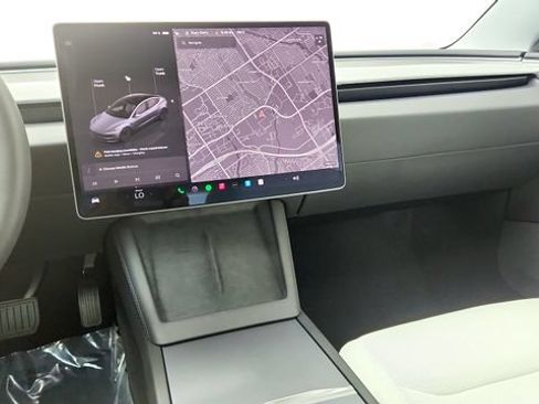 Used 2025 Tesla Model 3 Long Range RWD image 57