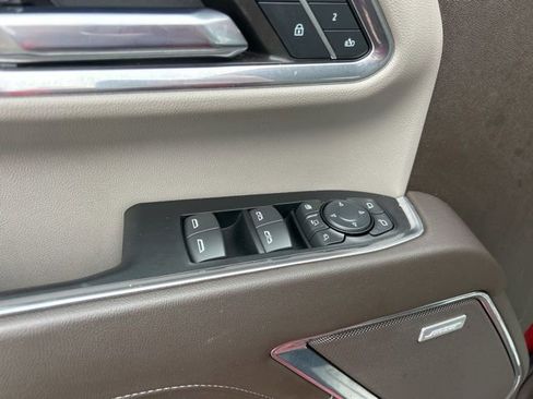 Used 2024 Chevrolet Silverado 2500 LTZ w/ LTZ Convenience Package image 13