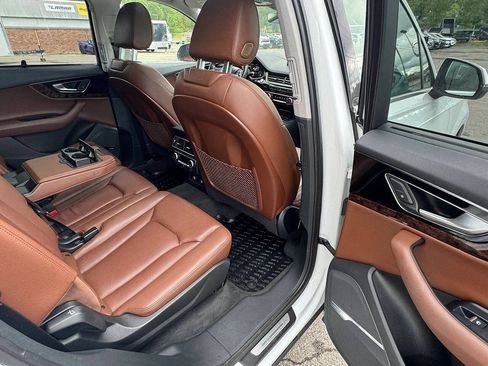 Used 2018 Audi Q7 3.0T Prestige AWD/4WD image 15
