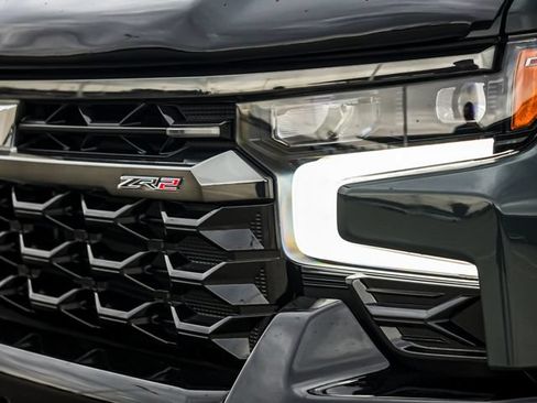 Used 2025 Chevrolet Silverado 1500 ZR2 w/ Technology Package AWD/4WD image 3