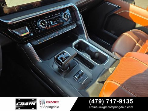 Used 2024 GMC Sierra 1500 Denali Ultimate AWD/4WD image 19