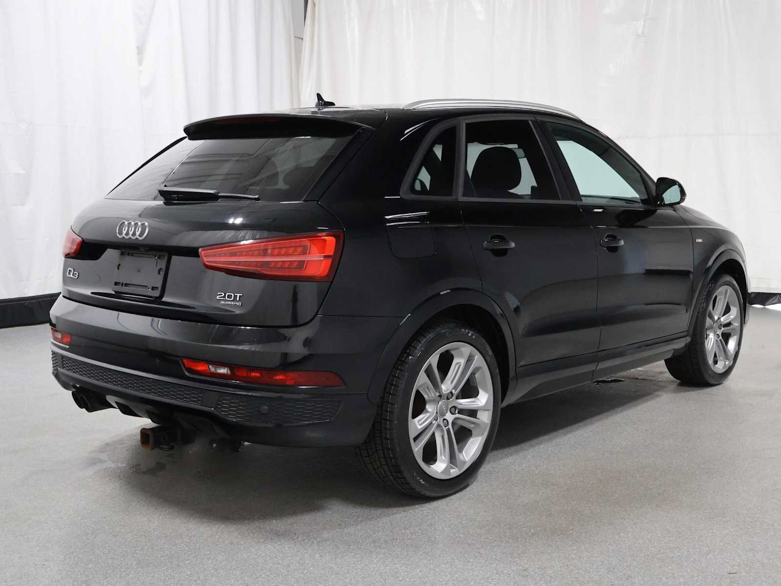 Used 2018 Audi Q3 2.0T Premium AWD/4WD image 9