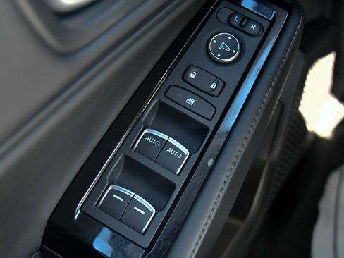 Used 2023 Honda Accord Touring image 35