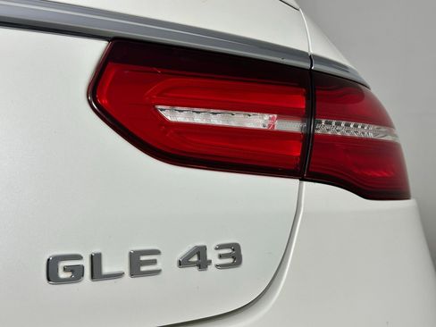 Used 2019 Mercedes-Benz GLE 43 AMG 4MATIC Coupe image 35