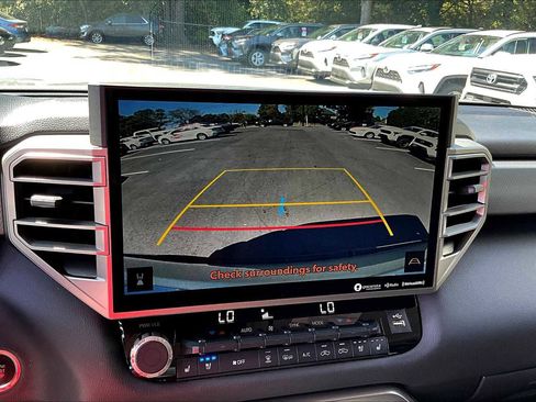 Used 2024 Toyota Tundra Limited image 24