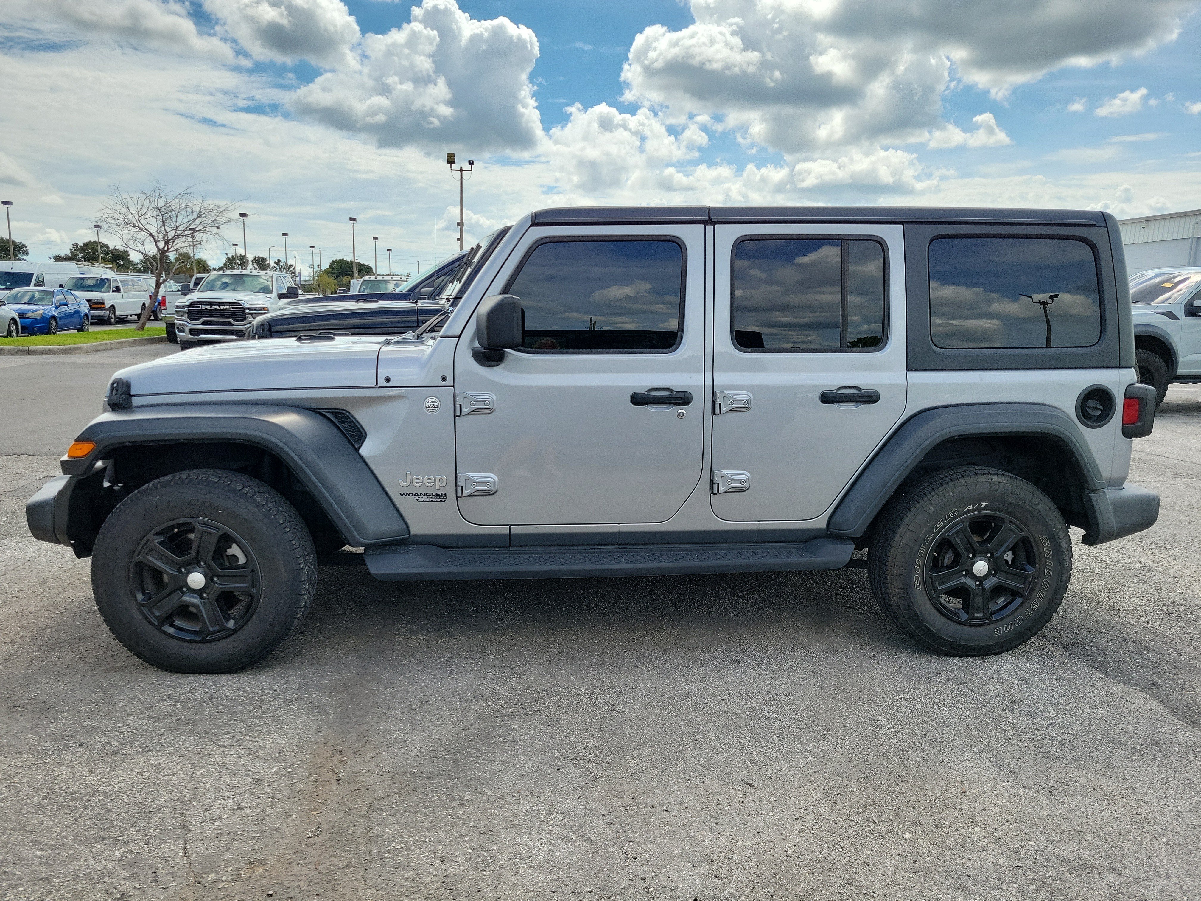 Used 2021 Jeep Wrangler Unlimited Sport AWD/4WD image 4