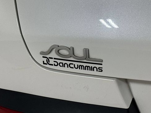 Used 2022 Kia Soul LX FWD image 25