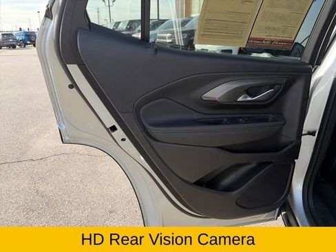 Used 2022 GMC Terrain SLE w/ Driver Convenience Package image 30