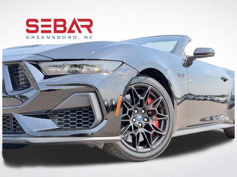Used 2024 Ford Mustang GT Premium w/ GT Performance Package RWD image 3