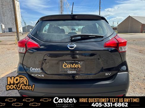 Used 2019 Nissan Kicks SV FWD image 10