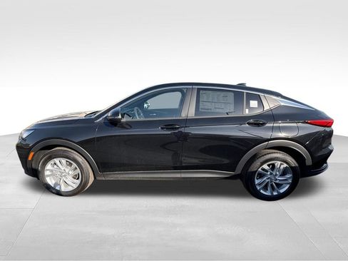 New 2026 Buick Envista Preferred FWD image 5