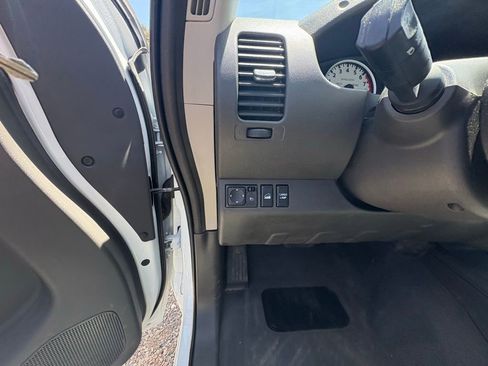 Used 2019 Nissan Frontier PRO-4X AWD/4WD image 17