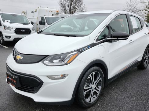 Used 2018 Chevrolet Bolt Premier w/ Driver Confidence II Package image 13