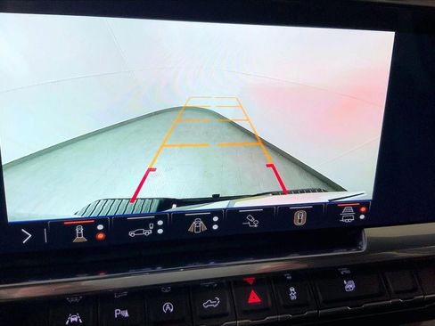 Used 2025 Chevrolet Silverado 1500 High Country w/ High Country Premium Package image 21