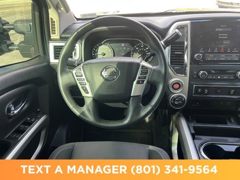 Used 2021 Nissan Titan SV w/ SV Convenience Package AWD/4WD image 13