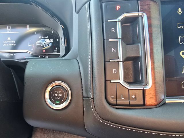 Used 2024 GMC Yukon Denali Ultimate AWD/4WD image 28