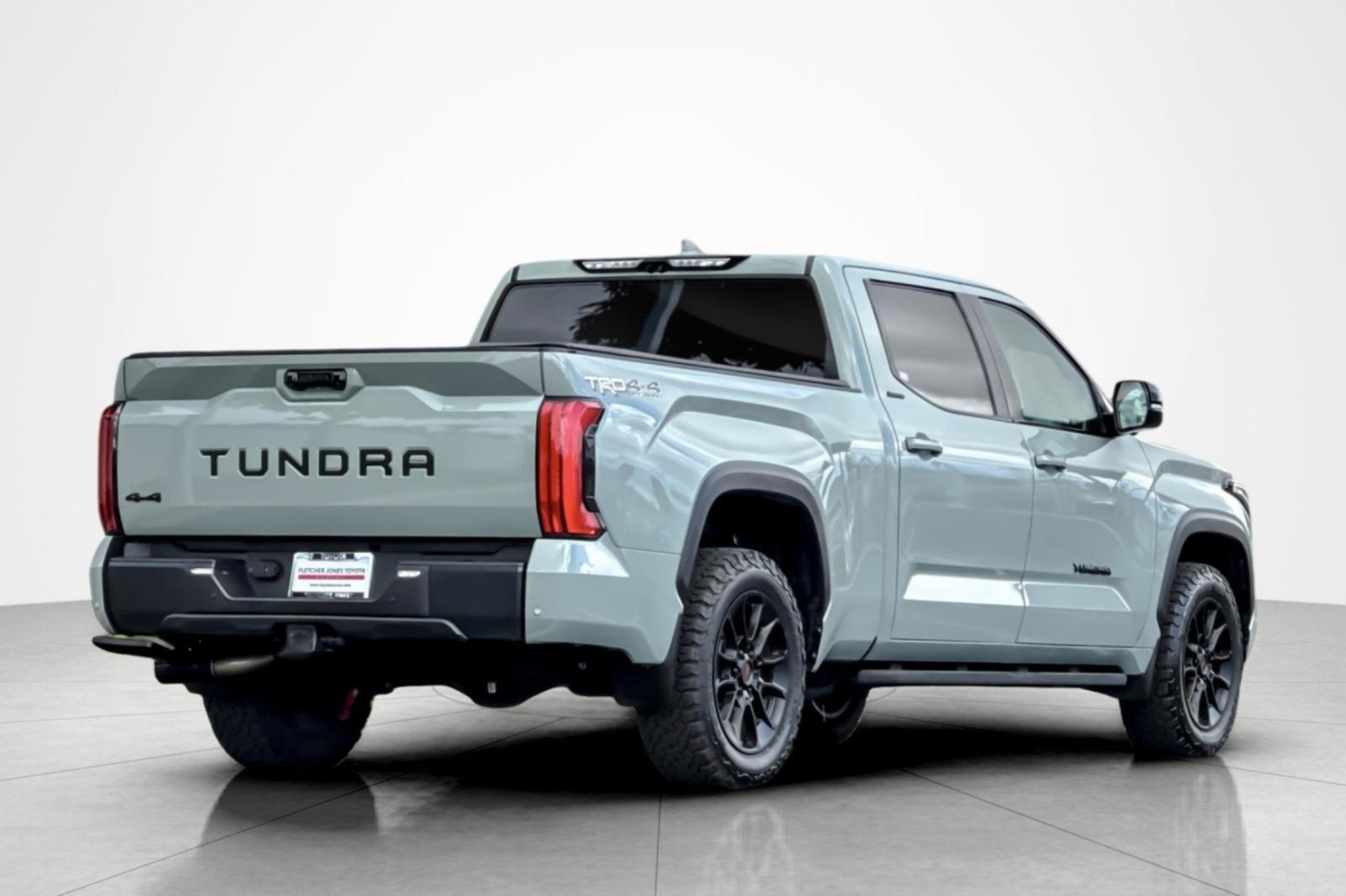 Used 2024 Toyota Tundra Limited w/ TRD Off-Road Package AWD/4WD image 5