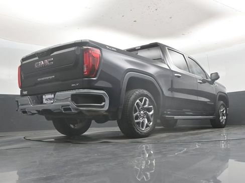 Used 2022 GMC Sierra 1500 SLT AWD/4WD image 47