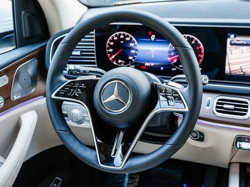 New 2026 Mercedes-Benz GLE 450 4MATIC image 13