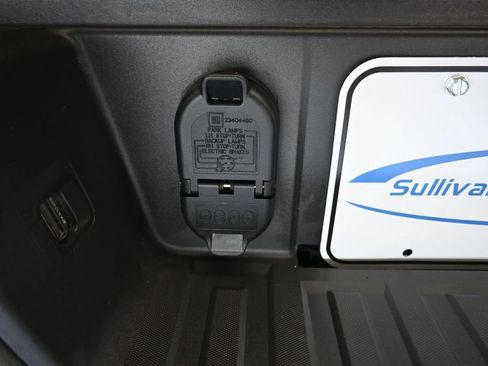 Used 2017 Chevrolet Silverado 1500 LT w/ All Star Edition AWD/4WD image 46