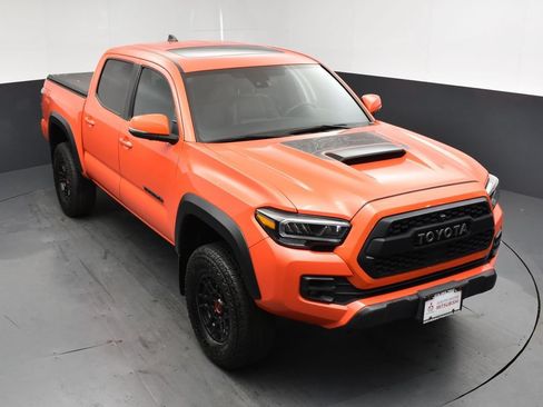 Used 2023 Toyota Tacoma TRD Pro AWD/4WD image 18