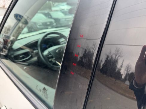 Used 2020 Ford Explorer Limited w/ Class III Trailer Tow Package image 16