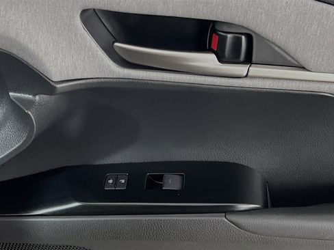 Used 2025 Toyota Camry LE FWD image 32