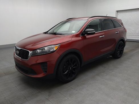 Used 2019 Kia Sorento S image 2