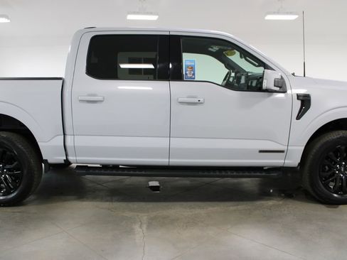 Used 2025 Ford F150 Lariat w/ Equipment Group 501A Mid AWD/4WD image 13
