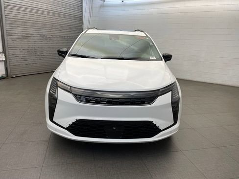New 2027 Chrysler Pacifica Limited w/ S Appearance Package FWD image 6