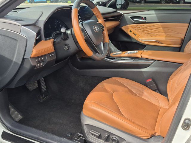 Used 2022 Toyota Avalon Limited w/ Advanced Safety Package FWD image 24
