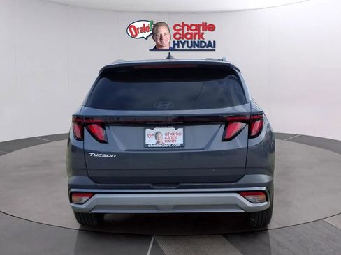 Used 2026 Hyundai Tucson SEL FWD image 4